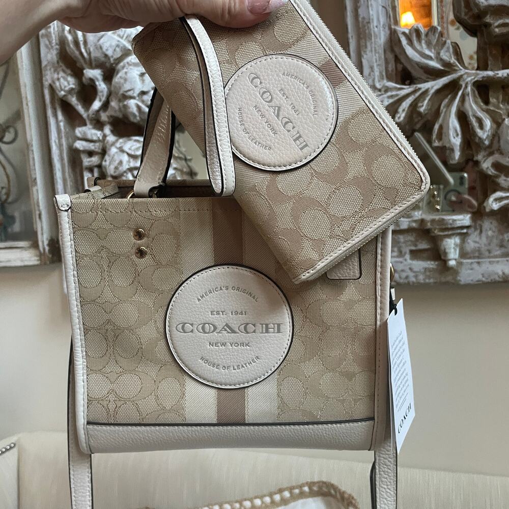 Coach Dempsey Tote 22 & Matching Wristlet Wallet 2-Piece Set C8417